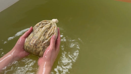 how to use a bath tea with steeping bag in bath